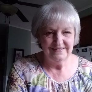 Meet your Posher, Pauline